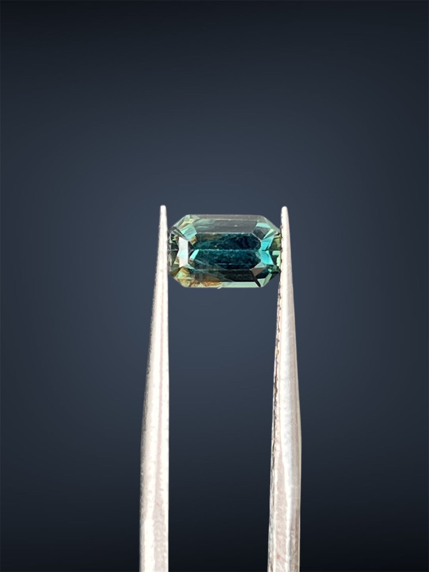 Natural Unheated Green Sapphire 1.39ct – Certified AGL Loose Gemstone