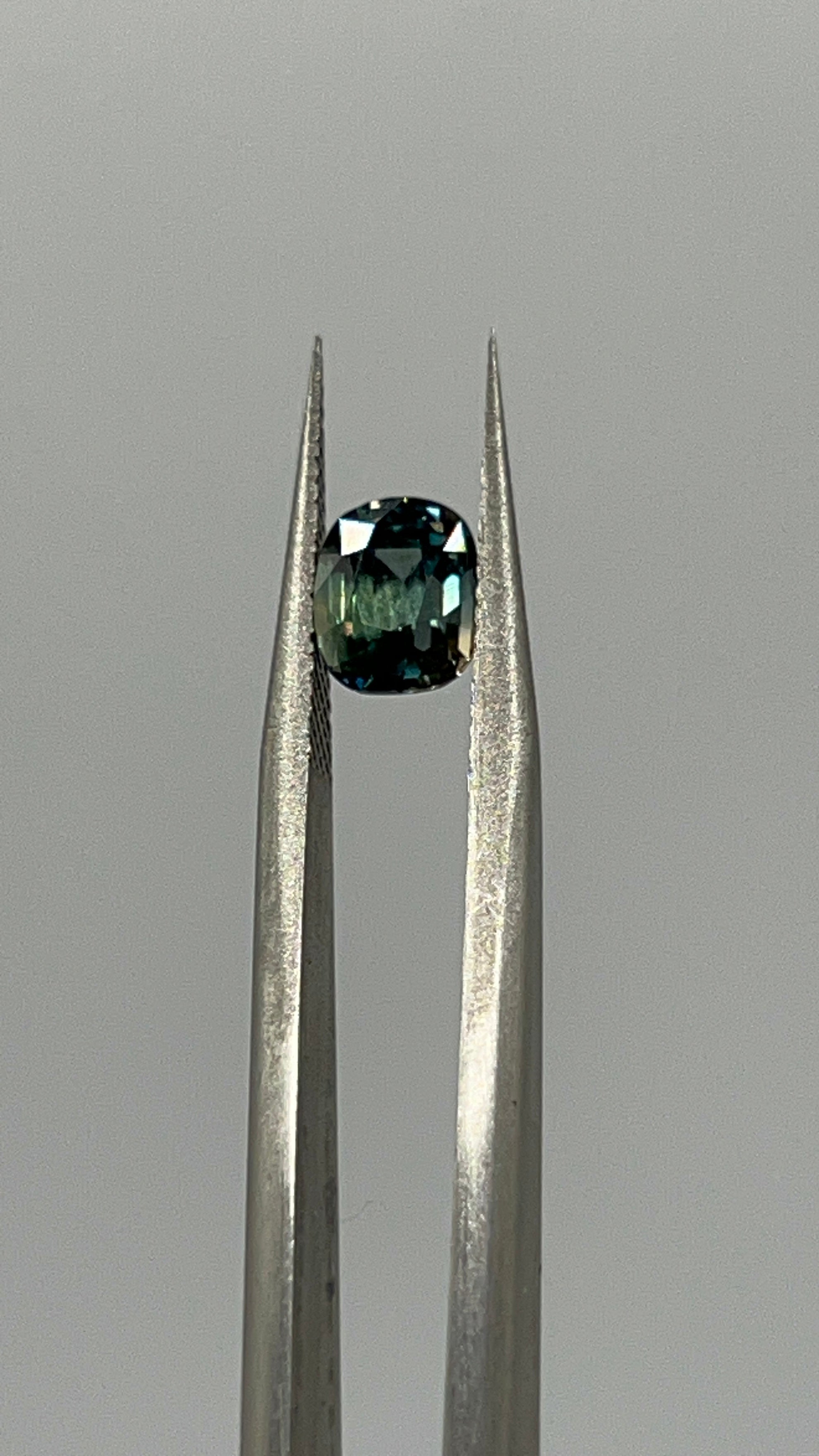 Natural Teal Sapphire | 1.28ct | Blue-Green Colour | Unheated | Free GIA Alumni lab report