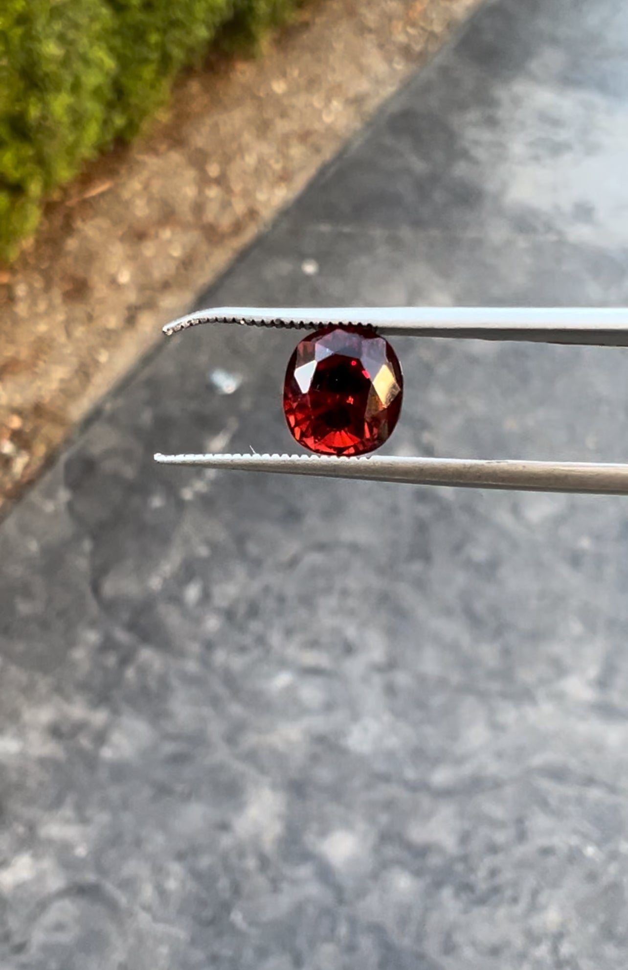 Rhodolite Garnet | 2.10ct | loose Gemstone | loop clean gemstone