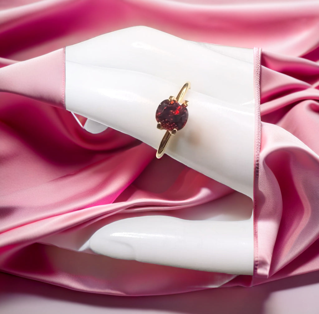 Rhodolite Garnet | 2.10ct | loose Gemstone | loop clean gemstone