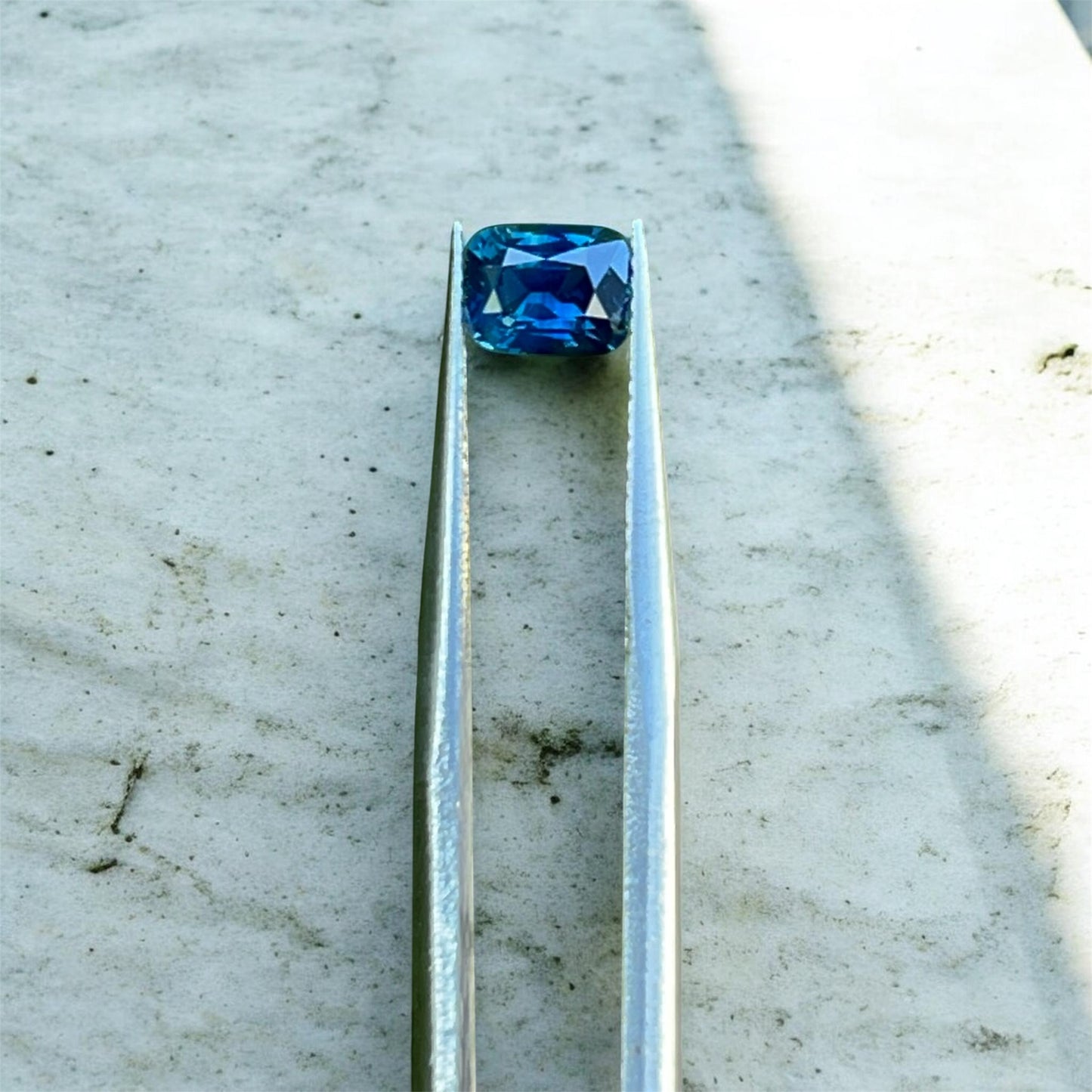 1.07ct Natural Teal Sapphire (Unheated) – Cushion Cut Blue-Green | AGL Certified Loose Gemstone