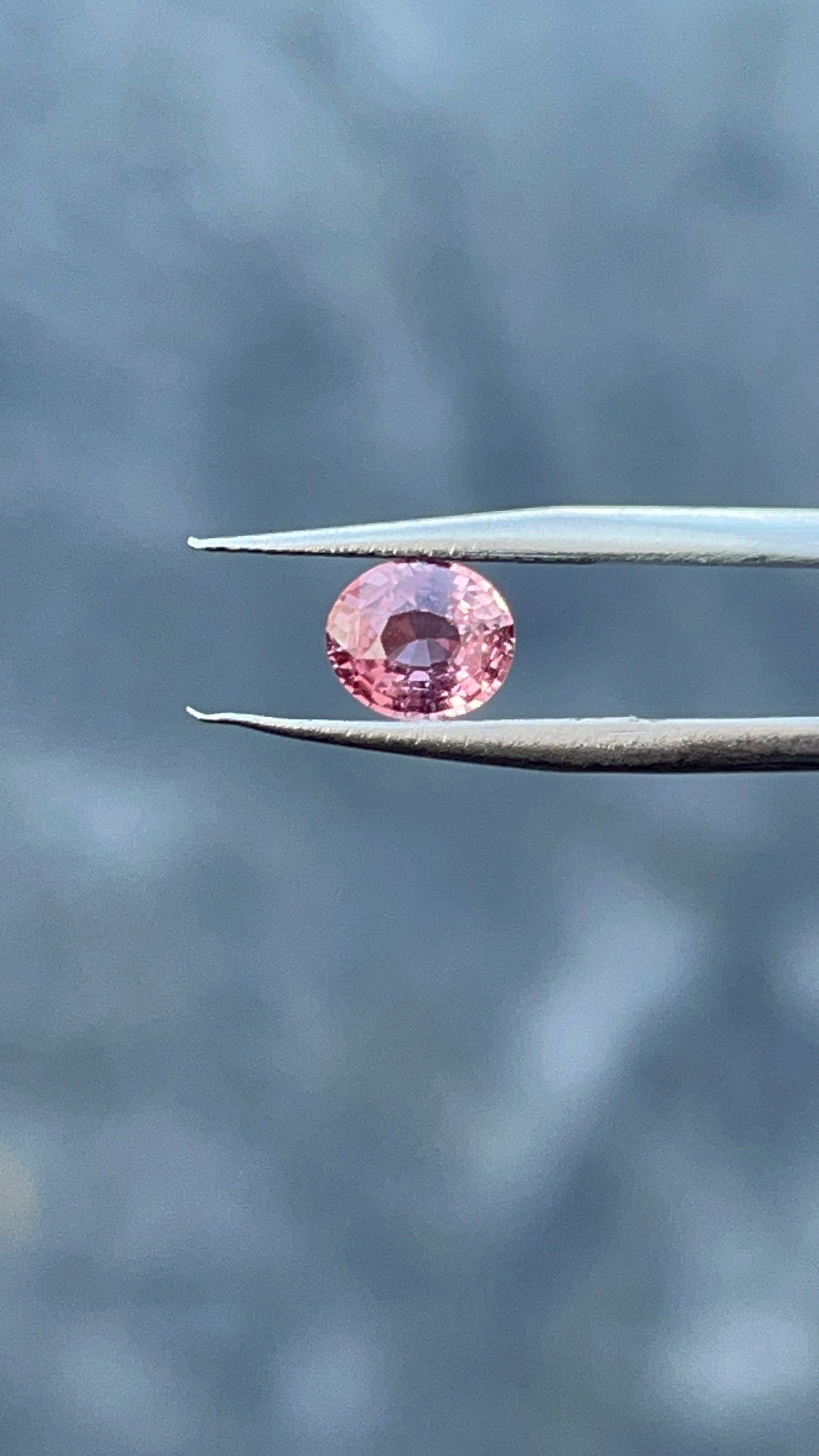 Natural Padparadscha Sapphire |1.02ct | Oval Shape | GIA Alumni Certificate provided