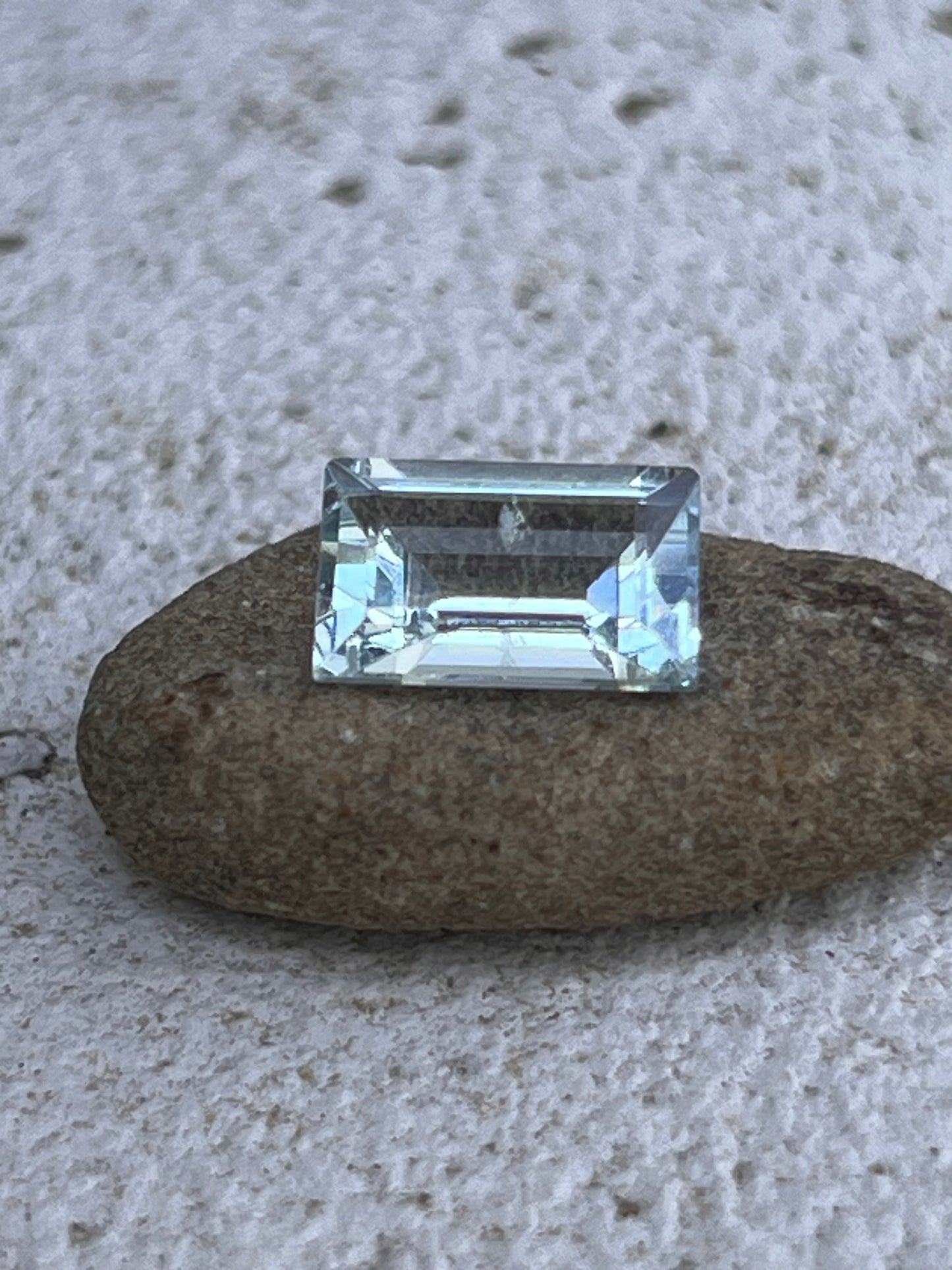 2.01ct Natural Aquamarine – Emerald Cut Blue Gemstone (Certified)