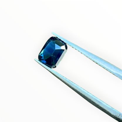 1.07ct Natural Teal Sapphire (Unheated) – Cushion Cut Blue-Green | AGL Certified Loose Gemstone