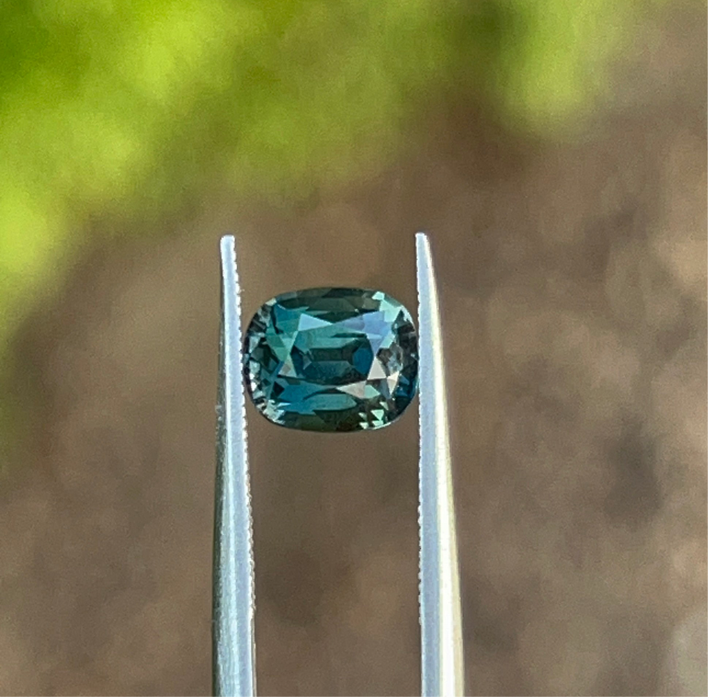 Teal Sapphire | 1.28ct | GIA Alumni Certified | Best Colour