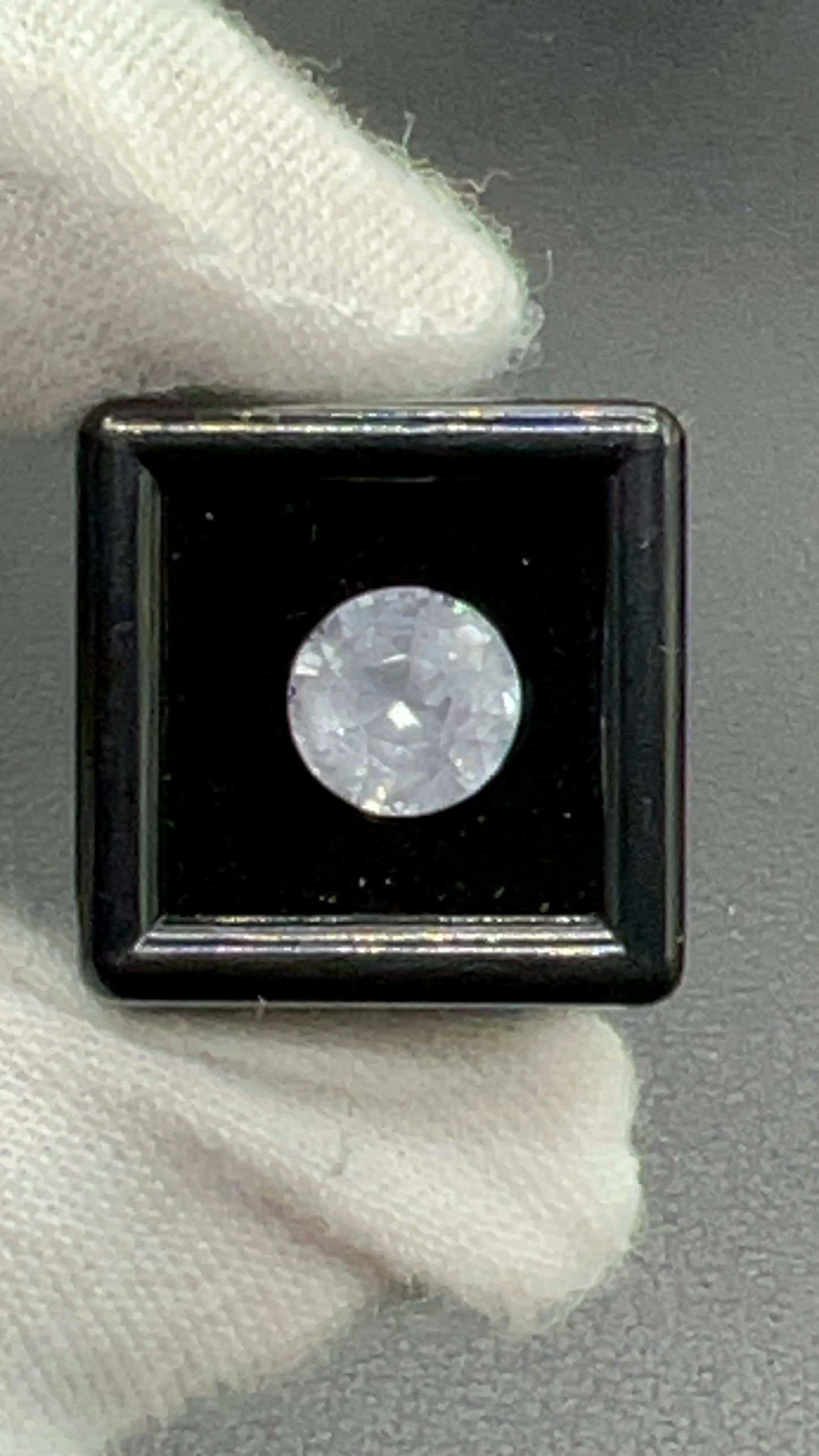 Natural White Sapphire | 2.33ct | Round shape | colourless | GIA alumni lab report provided