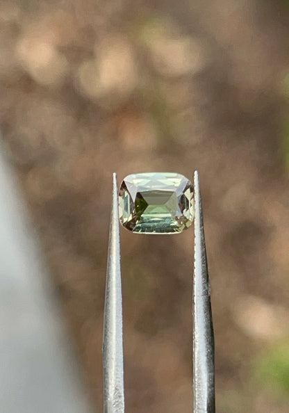 Natural Alexandrite 1.11ct – Color Change Green/Red – Certified (LGL)