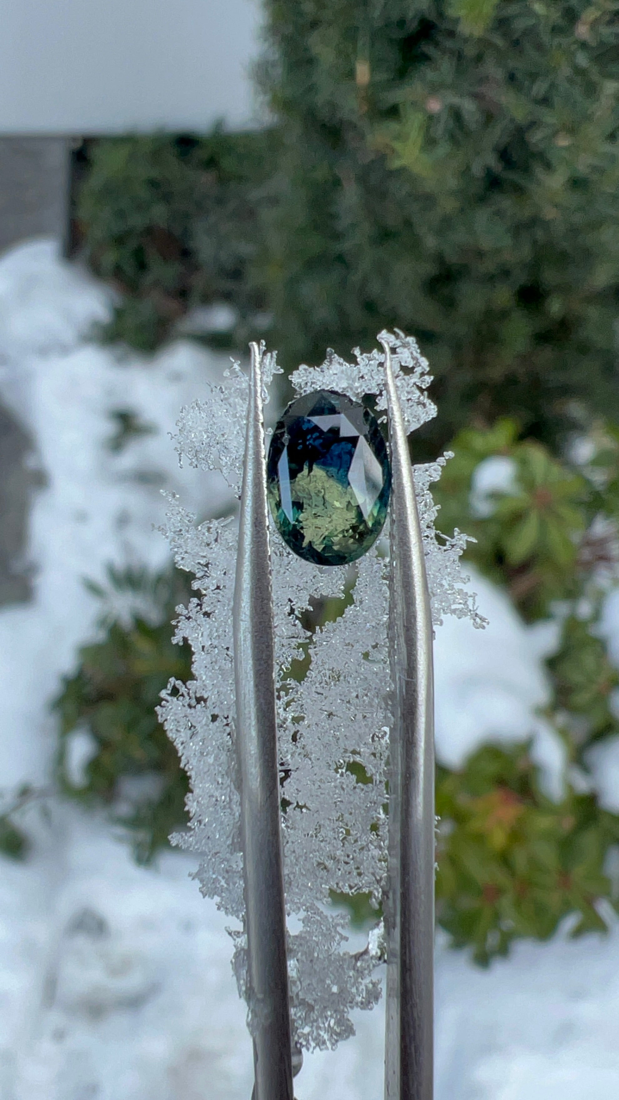 Teal Sapphire | 1.73 ct | Unheated | Oval Shape | GIA Alumni Lab Report Provided