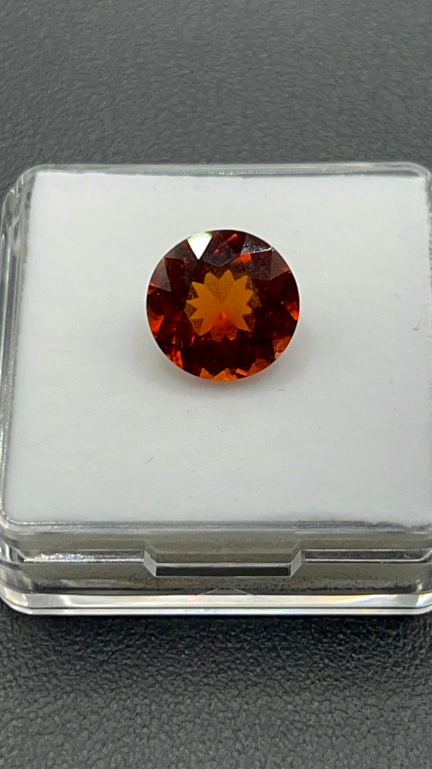 Natural Hessonite Garnet | 8.15 ct | Round Brilliant mixed cut | GIA Alumni Lab report included