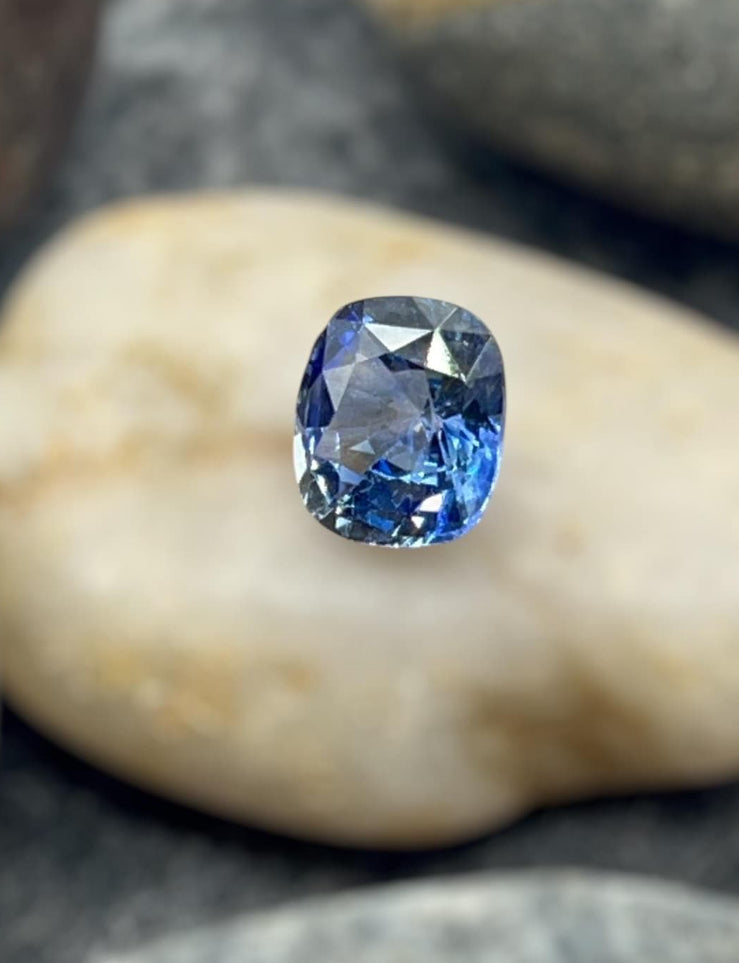 Natural Blue Sapphire | 2.17ct |cushion shaped | Free GIC lab report provided