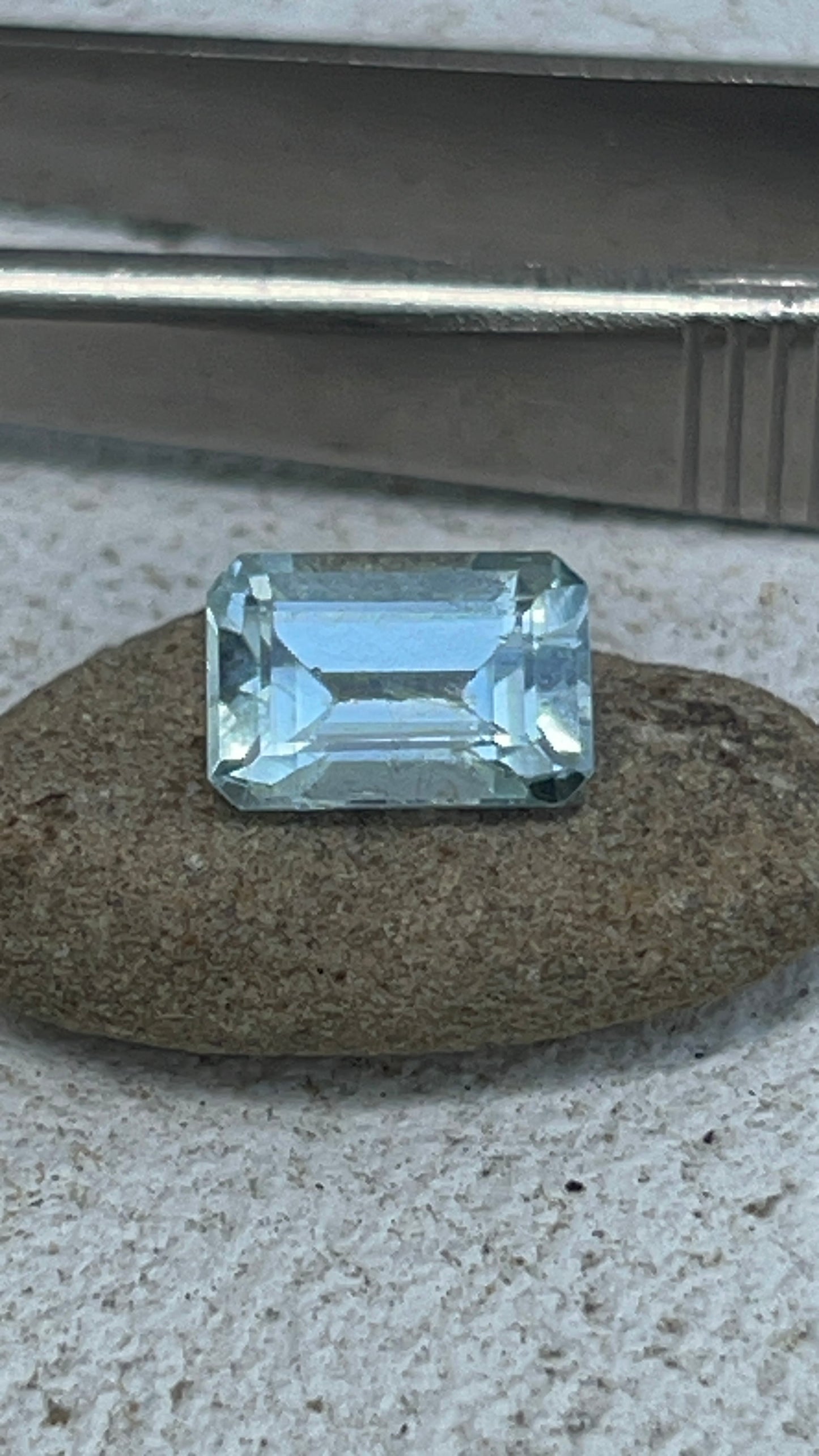 2.60 Ct Natural Aquamarine – Blue Octagon Step Cut (Certified) 9.89 x 6.67 mm