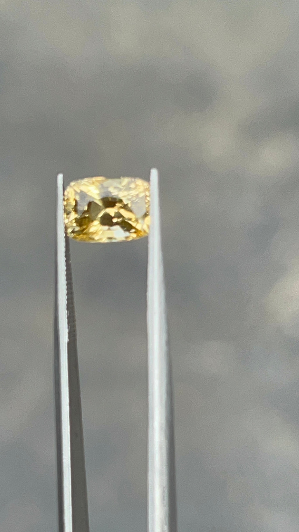 Natural Yellow Sapphire | 2.01ct | Unheated Gemstone | Radiant Cut | Certified
