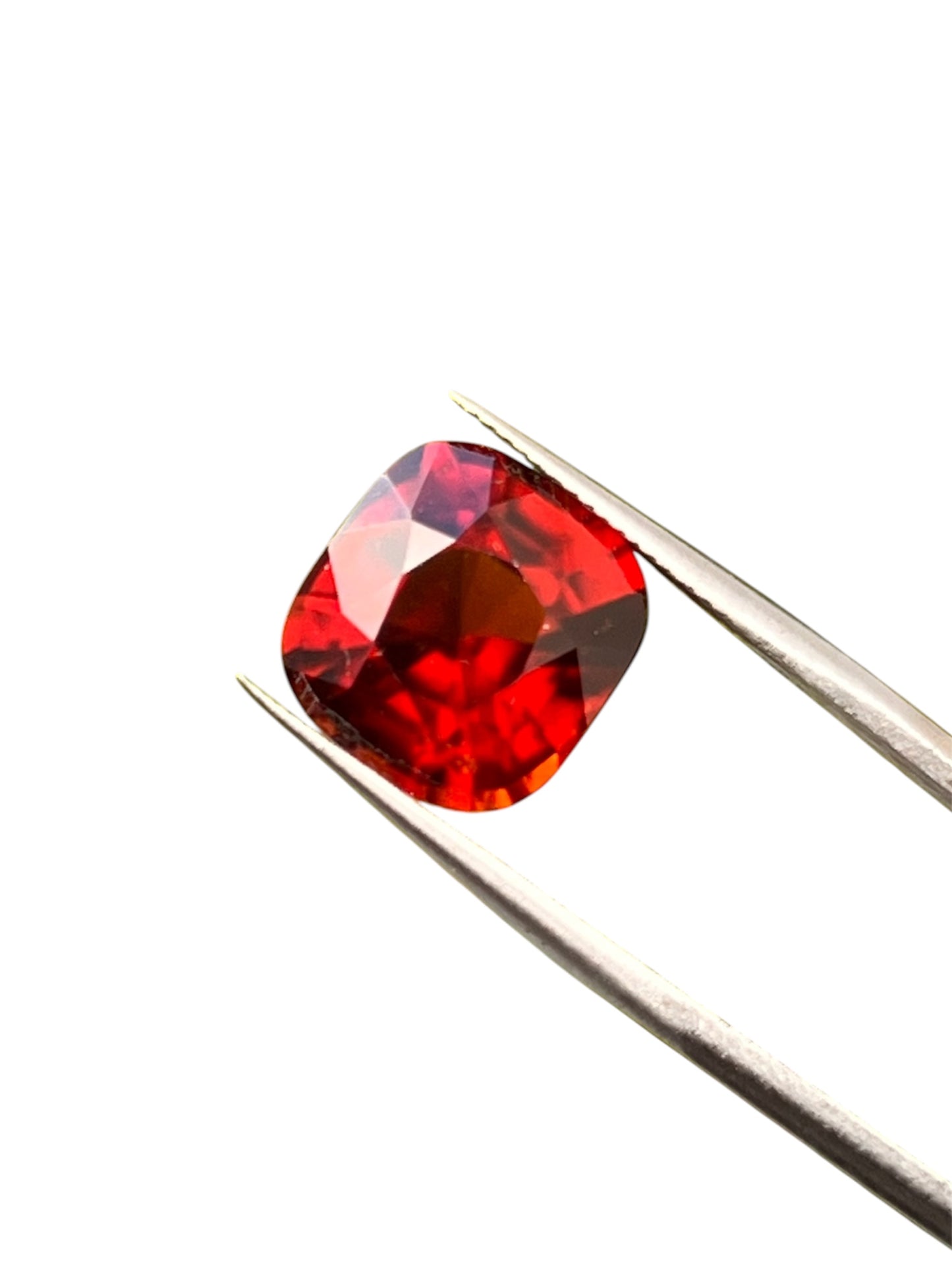 Natural Grossular Garnet (Hessonite) | 9.06ct | Cushion Brilliant Mixed | GIA Alumni Lab Report Provided
