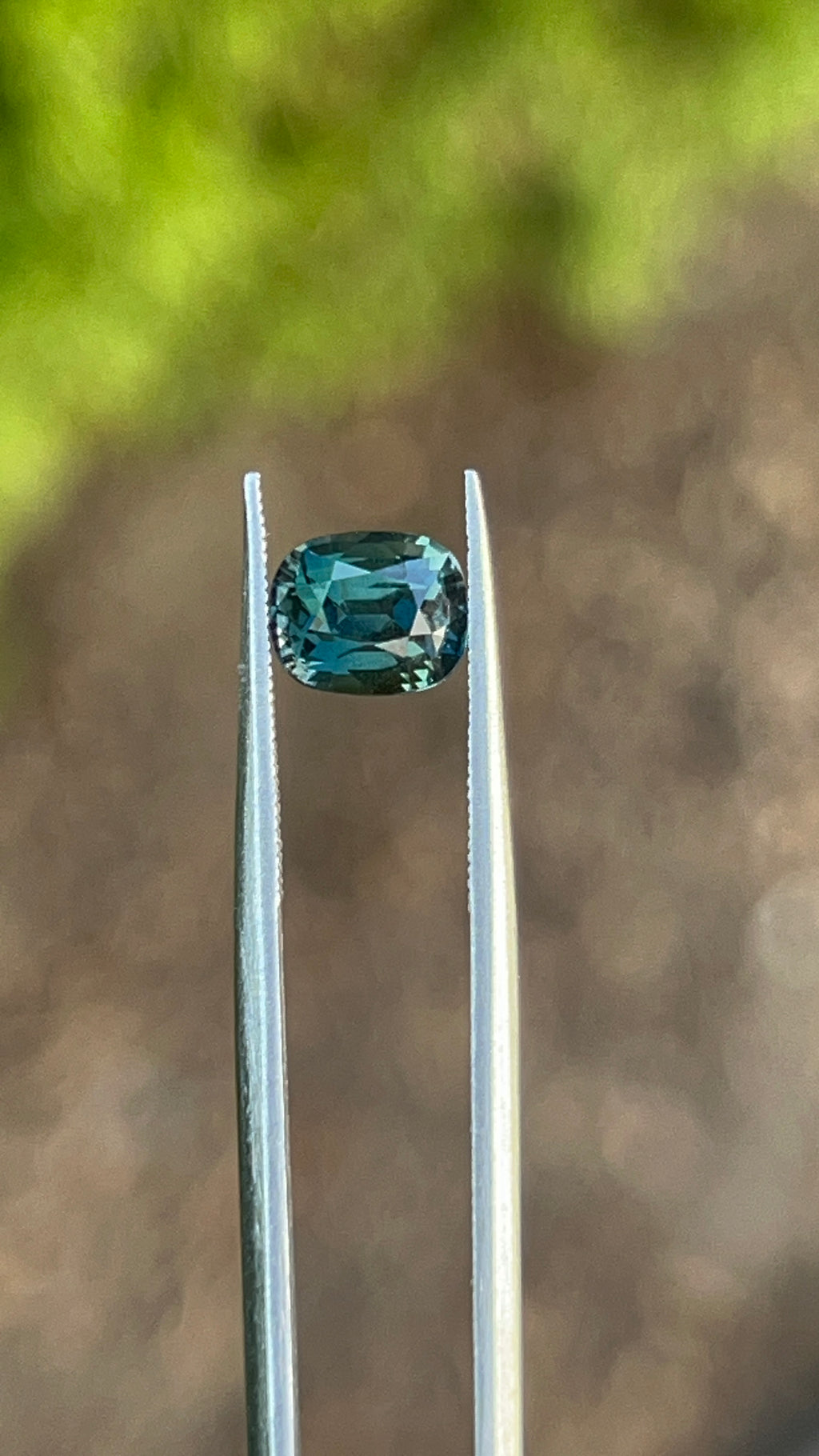 Teal Sapphire | 1.28ct | GIA Alumni Certified | Best Colour