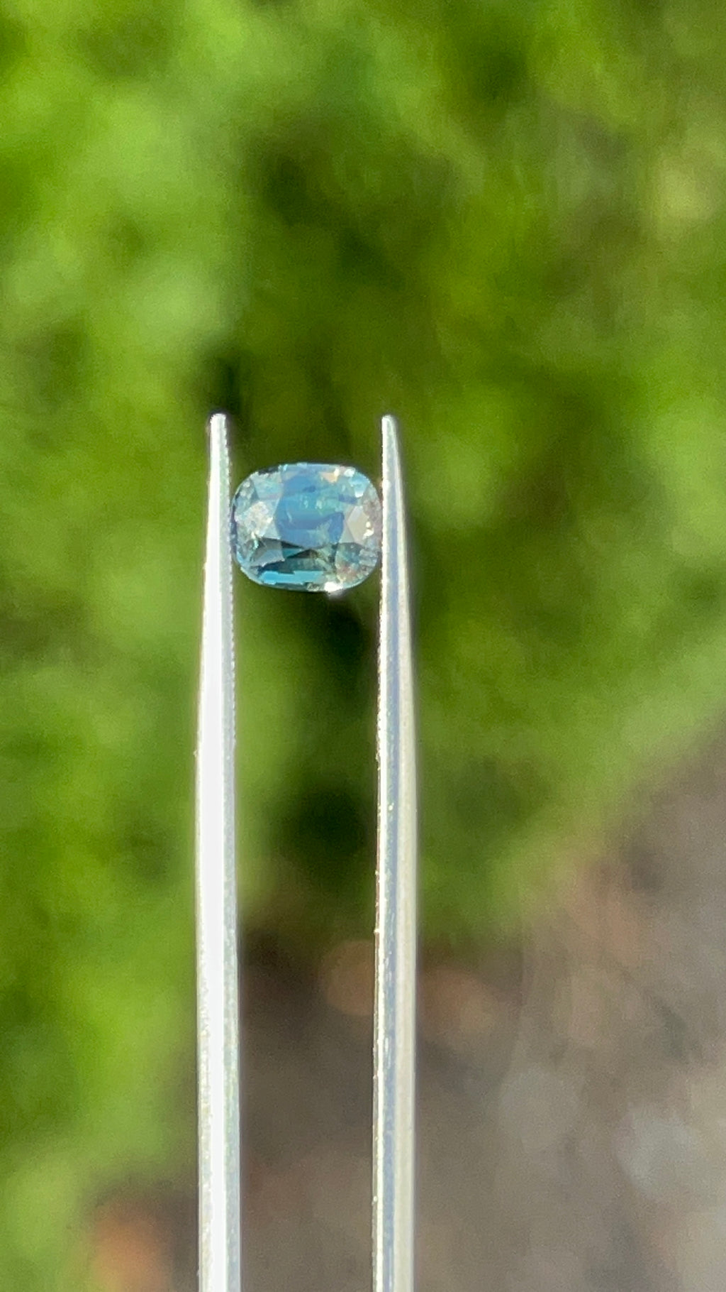 Teal Sapphire | 1.28ct | GIA Alumni Certified | Best Colour