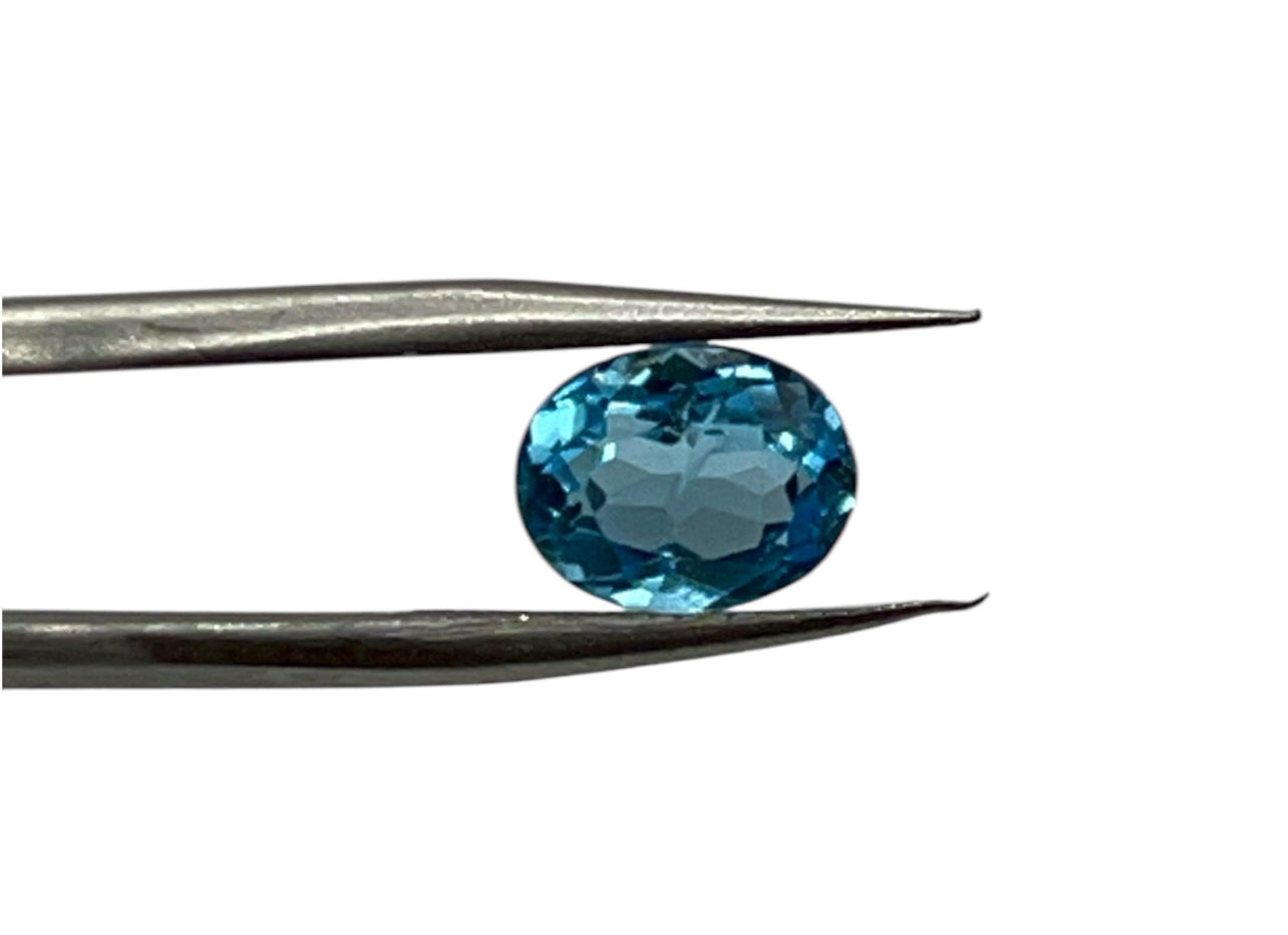 Natural Topaz | 2.69ct | Oval shape | December Birthstone | GIA Alumni lab report provided