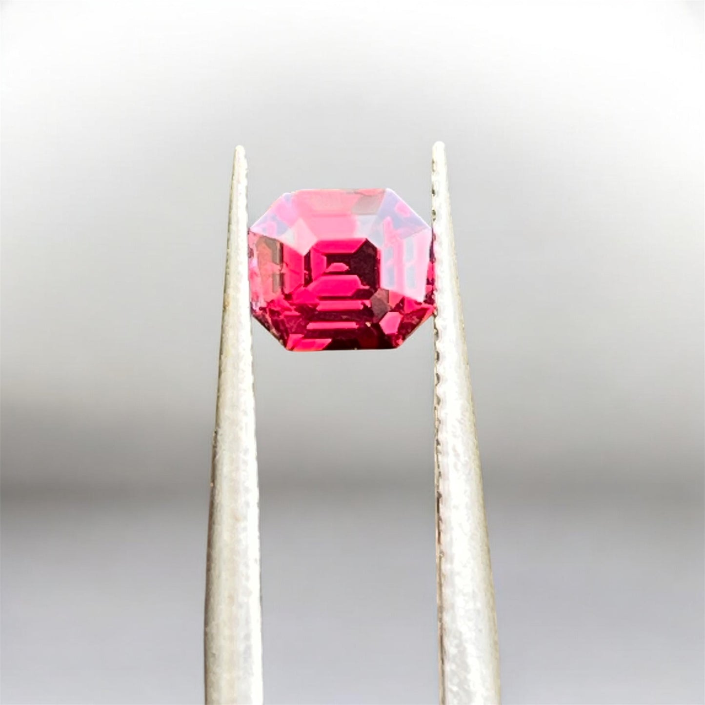 Vivid Mahenge Spinel – 1.04 ct (No Heat