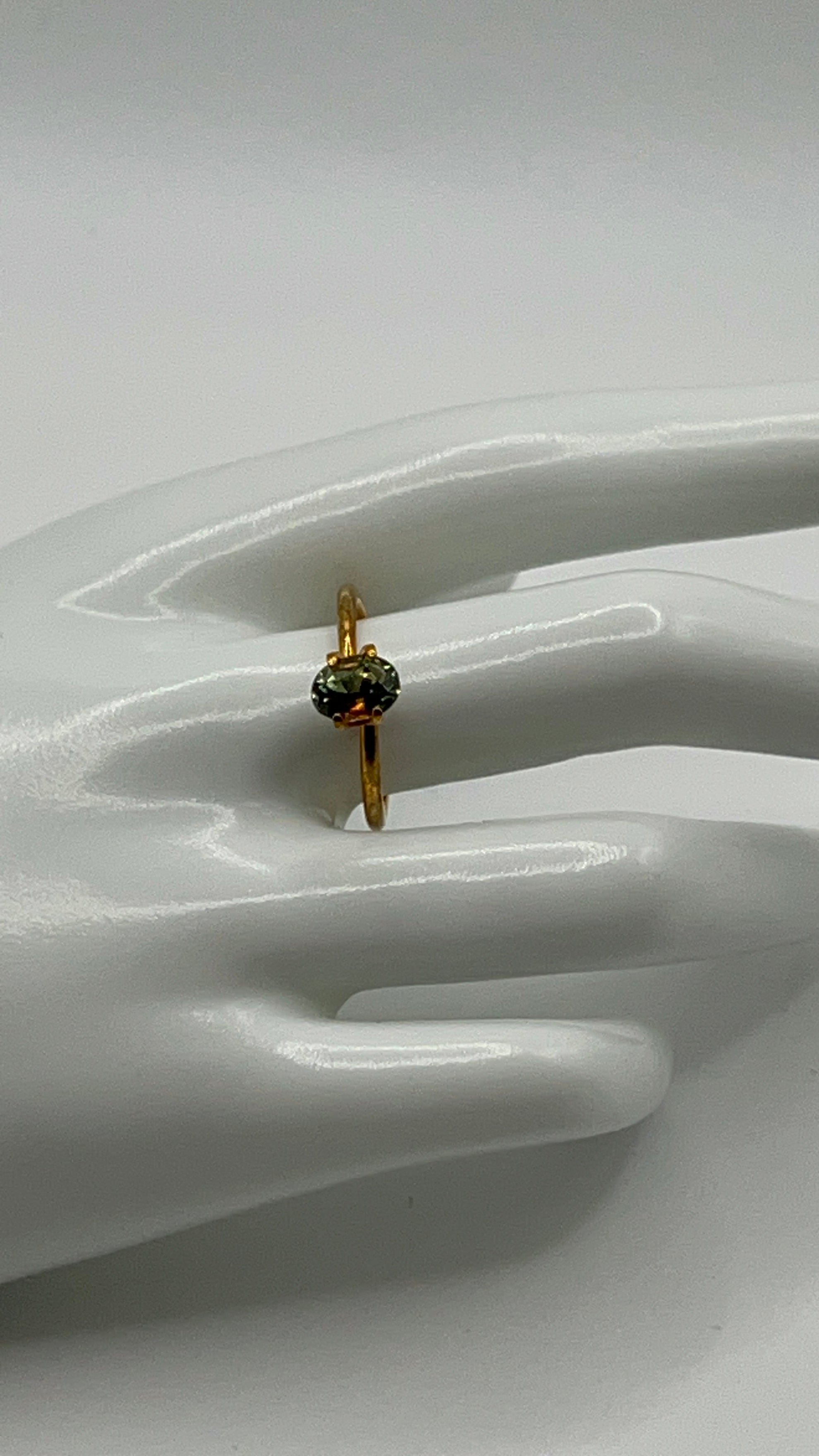 Natural Teal Sapphire | 1.65ct | Oval Mixed Cut | GIA Alumni Certificate Provided