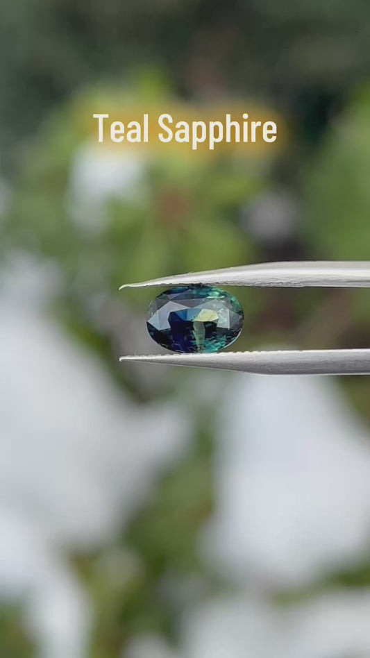 Teal Sapphire | 1.73 ct | Unheated | Oval Shape | GIA Alumni Lab Report Provided