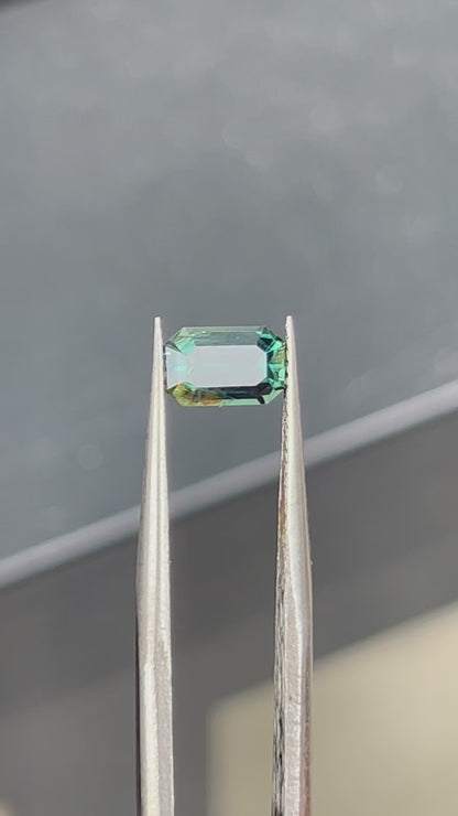 Natural Unheated Green Sapphire 1.39ct – Certified AGL Loose Gemstone
